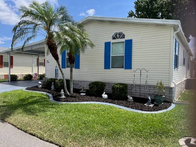 2704 Lindrick Ct. a Winter Haven, FL Mobile or Manufactured Home for Sale
